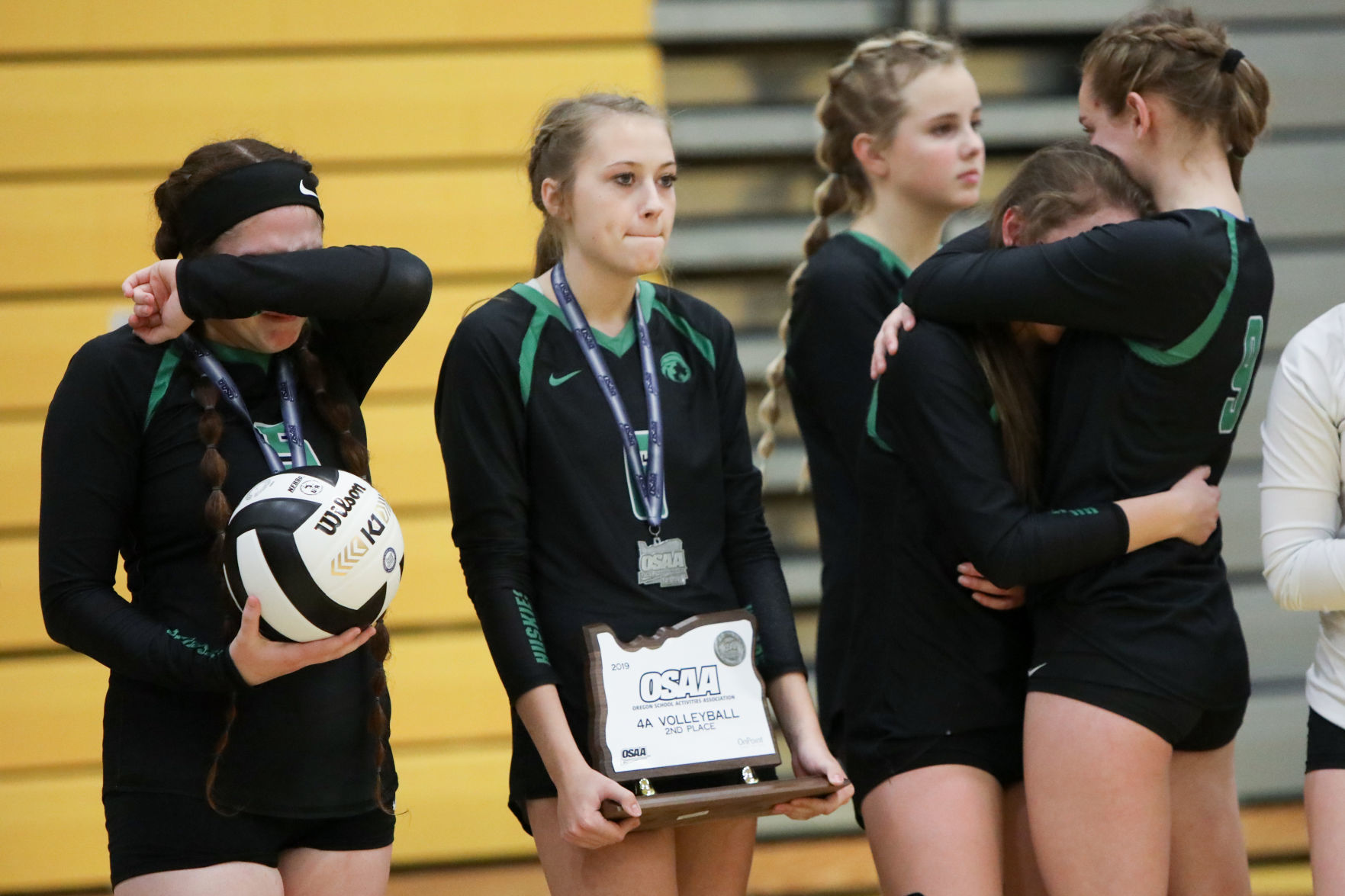 Sweet Home vs. Valley Catholic Volleyball Championship